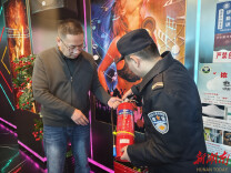 六亩塘街道织密辖区消防安全“防护网”