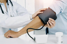 高血压不只怪盐！最新研究揪出三个“幕后推手”，你可能每天都在做