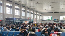 增幅14.66%，长株潭城际铁路春节客流创新高