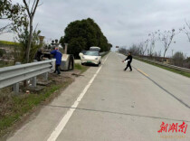 节后净镇优环境 环卫赋能促发展