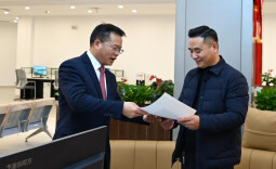 邵阳：新春首日“开门红” 服务民企“零距离”