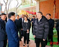 毛万春调研“馆园融合”建设情况