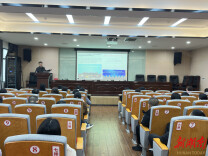 祁阳市妇幼保健院开展新形势下医院发展机遇与挑战专题培训