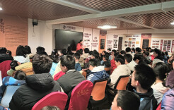 丽发社区：学党史忆初心 学雷锋践行动