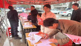 集市里的招聘会，家门口的新工作——苏仙高新技术产业发展中心节后“赶集招聘”