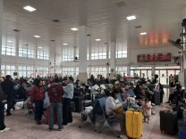 新春走基层 | 点对点免费到长沙 慈利返岗专列发车！