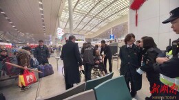 长沙南站18分钟紧急救助患病旅客