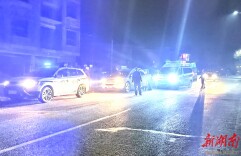 车辆深夜侧翻四人被困，武冈公安火速救援上演“生死时速”