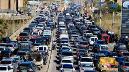 以色列袭击黎巴嫩 南部居民撤离