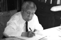 杨敬年：“以义制命”，从未言老