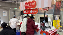 跨界联名、萌物“造型”，元宵节创意汤圆抢占“C位”