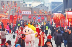 隆福寺街区挂牌“北京市商业步行街”！新春市集持续火爆——