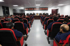 隆回公安交警送教上门开讲“安全第一课”