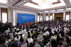 中央将继续出台更多惠港政策措施