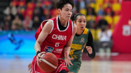 女篮世预赛长沙热身赛：中国队加时胜巴西队取开门红