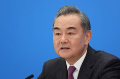 王毅分别同沙特外交大臣费萨尔、阿联酋副总理兼外长阿卜杜拉通电话