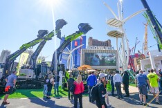 中联重科高端定制闪耀北美 人气爆棚尽显中国智造硬实力