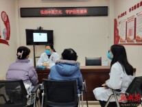 跃进湖社区开展学雷锋志愿服务活动