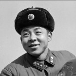 他的名字，叫雷锋！