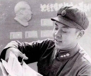 他的名字，叫雷锋！