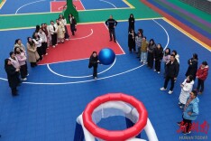 趣味运动迎“三八”