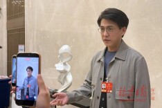 靳东委员：未成年人短视频沉迷成瘾尤为突出