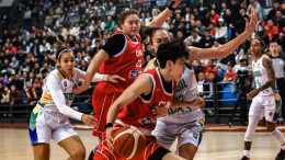 女篮热身赛，中国队取得两连胜