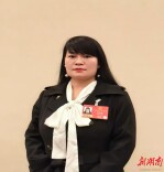 全国人大代表刘玲琍为“折翼天使”家庭发声：让希望走向每一个角落