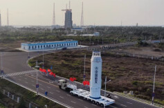 长征八号甲遥八火箭转运至发射区 近期择期发射