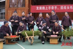 图集|多彩活动迎“三八”国际妇女节