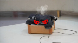 取暖不规范，“火魔”来捣乱！消防员一招制服，快来学习