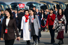 她们以奋斗为笔，为时代作答