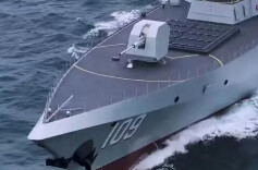 两艘“万吨大驱”亮相！