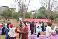 新田县人民医院开展“三八”妇女节庆祝活动