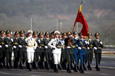 两会第一观察｜号令强军，习主席鲜明强调发挥政治建军特有优势