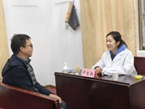 春风传雷锋 义诊护健康——湘南学院临床学院开展学雷锋志愿活动