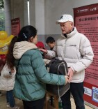 小区残疾业主遭遇火灾，邻里纷纷援手自发捐助｜26℃