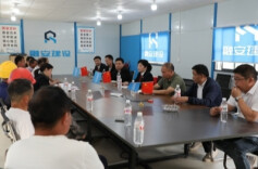 “双向奔赴”绘就洪江新“枫”景——洪江人民法院构建“三位一体”多元解纷工作侧记