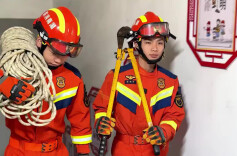 消防员只会灭火？AI换装解锁“蓝朋友”隐藏身份