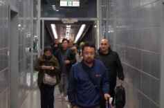 “很感谢我们的祖国” 中东滞留5天 70余名台胞凌晨抵沪