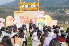 湘南学院开展庆祝“三八”国际妇女节美育手作系列活动