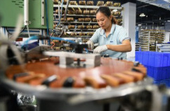 道县各企业开足马力赶订单