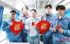 “无偿献血，我们会一直坚持下去！”