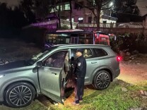 新春执行不打烊，冒雨出击护权益 双清法院干警节后成功促成一起执行案件和解