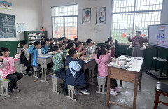 衡阳县高峰小学开展系列学雷锋主题实践活动