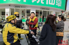 情暖户外劳动者 洪江市多部门联合开展“爱心驿站”选址工作