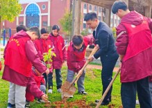 道县玉潭学校：师生共植新绿 建设美丽校园