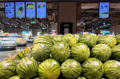 抢“鲜”上市 冰淇淋西瓜成早春“新宠”