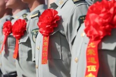 谢春：围绕“两个服务”推动崇军工作高质量发展