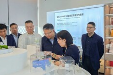 邹特带队赴深圳招商引资